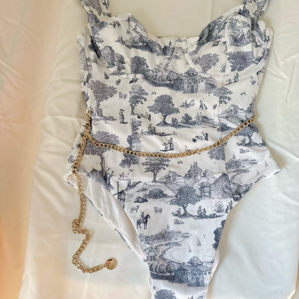 WEWOREWHAT Vintage Danielle One-Piece Swimsuit size S